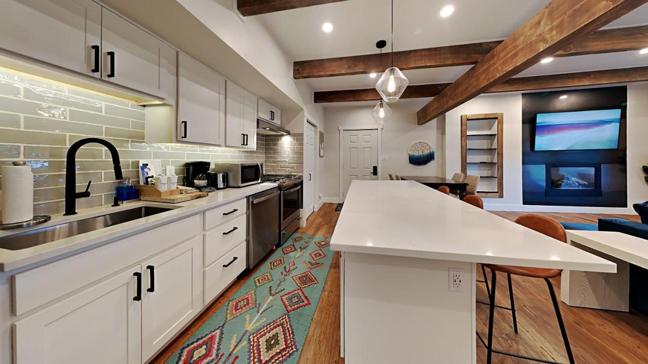 Timberline Condominiums Two Bedroom Deluxe Unit D1D Snowmass Village Exterior photo
